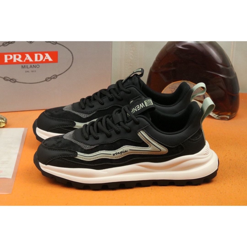 Pra*a casual shoes